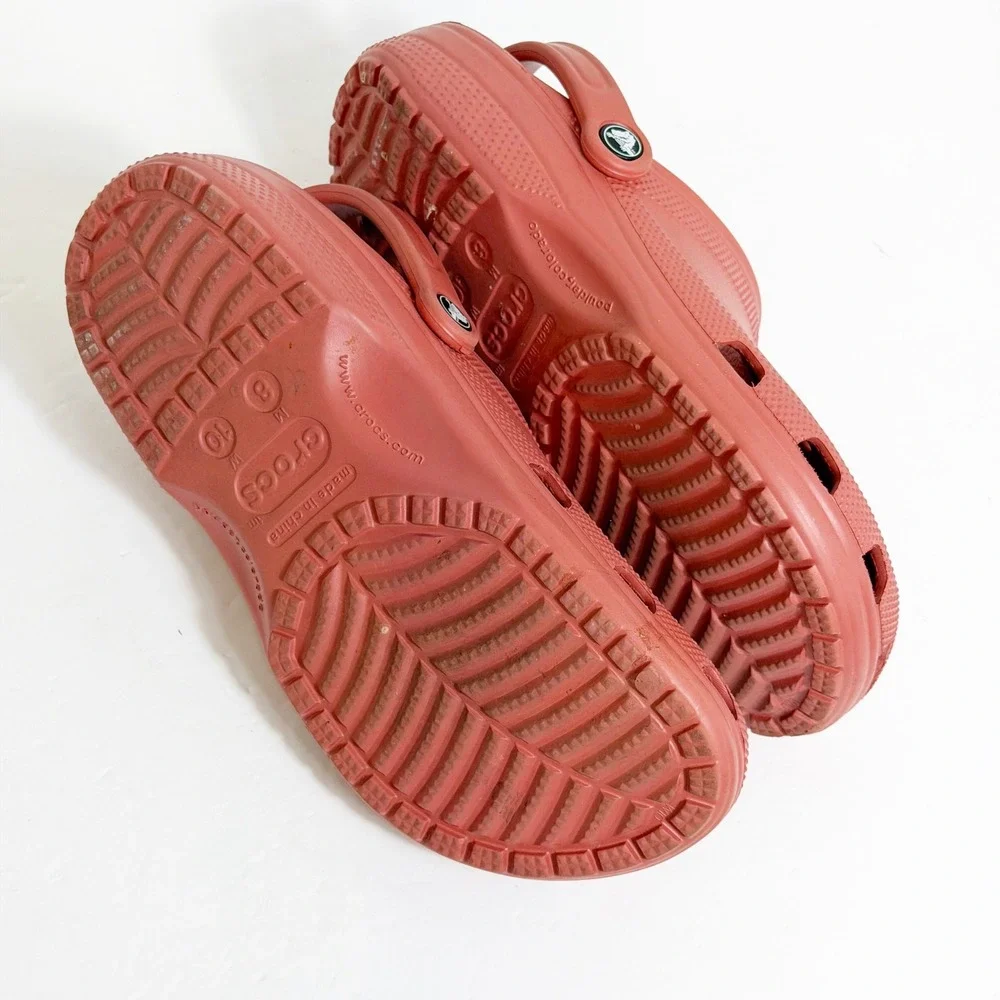 Crocs Classic Clog Men 8 Womens 10 Red Water Friendly Comfort Slip On Shoes